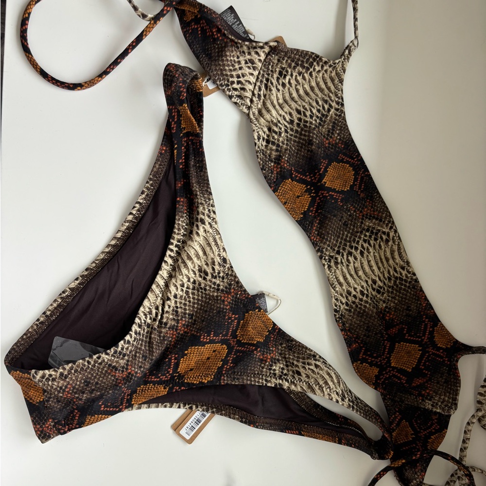 NWT skims bikini set